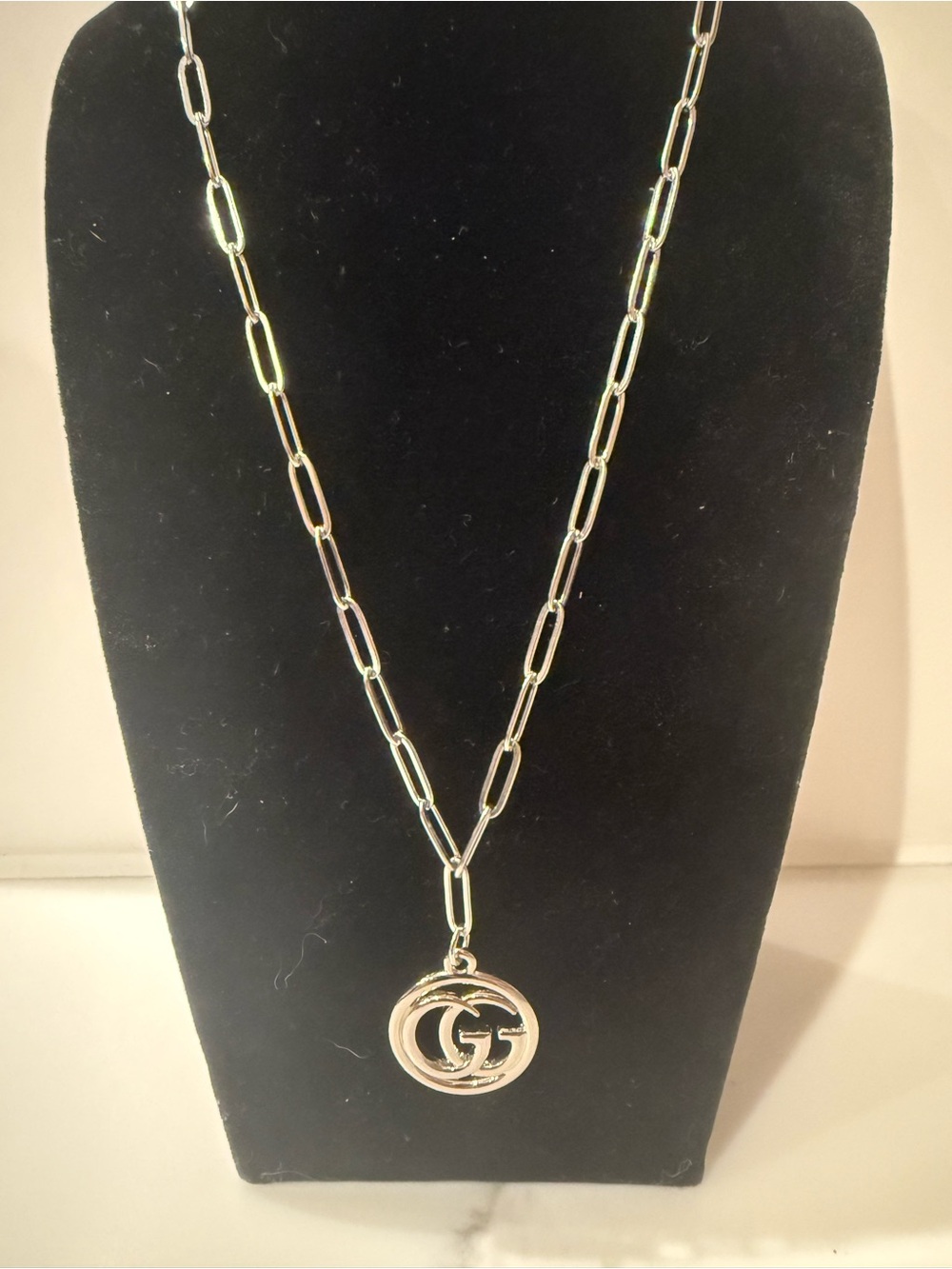 Upcycled Gucci Silver Double G Round Pendant Necklace - Picture 5 of 5